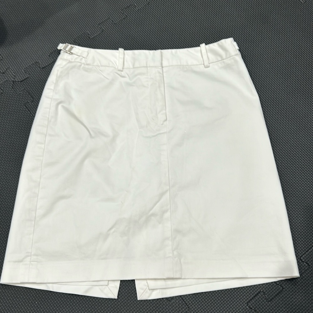 THE LIMITED size 4 white lined skirt